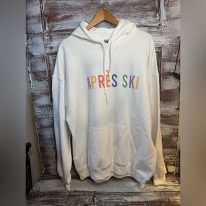 Gildan White Hoodie with Colorful Après Ski Print